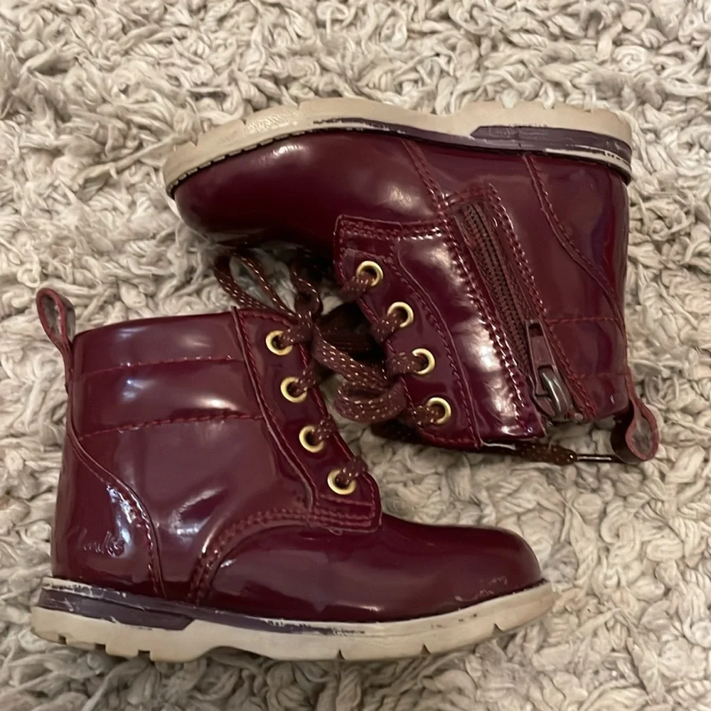 Clarks Dabi Lace Berry Patent Boots, Toddler Size 4.5